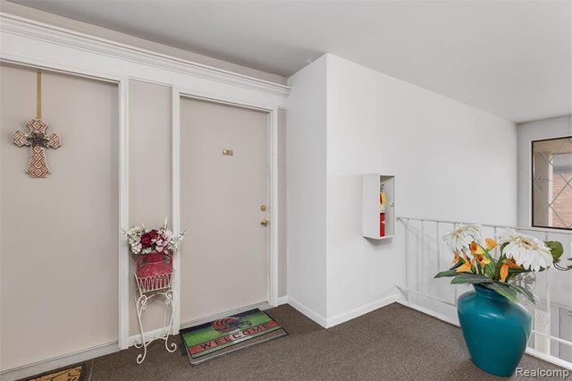 19729 Ridgemont Street 31, Saint Clair Shores, MI 48080