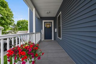 271 Haven St 271, Reading, MA 01867