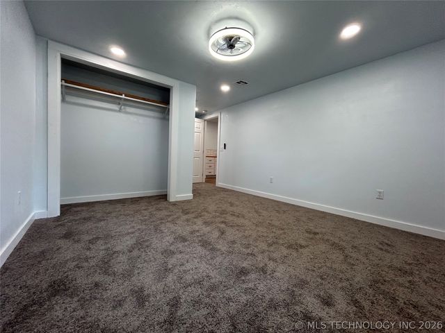 1008 W Burney Street, Madill, OK 73446