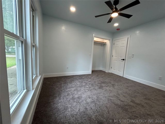 1008 W Burney Street, Madill, OK 73446