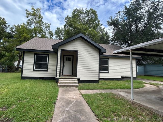 1008 W Burney Street, Madill, OK 73446