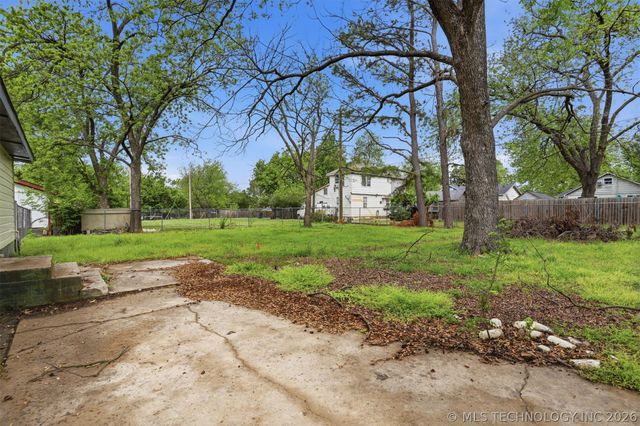 1008 W Burney Street, Madill, OK 73446