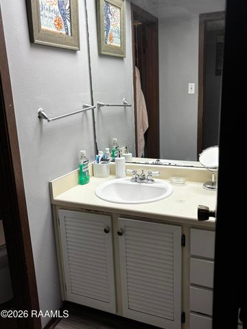200 Lodge Drive 304, Lafayette, LA 70506