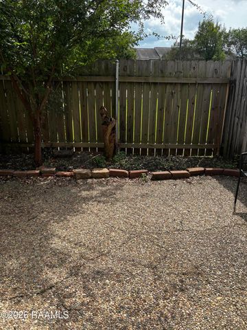 200 Lodge Drive 304, Lafayette, LA 70506