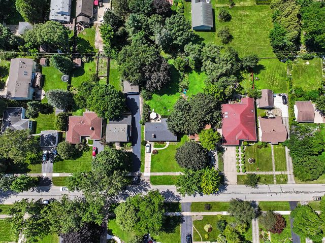 132 S Greenwood Avenue, Palatine, IL 60074