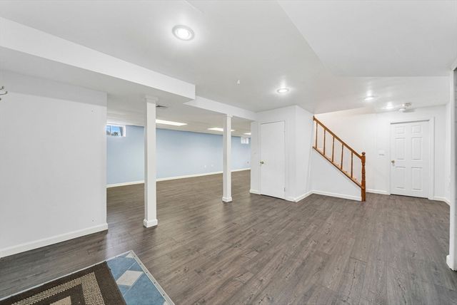 37 Woodcliffe Rd, Lexington, MA 02421