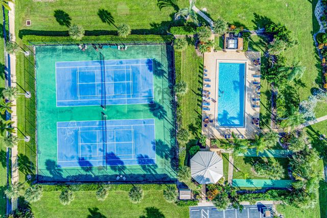 1420 Ocean Way 23b, Jupiter, FL 33477