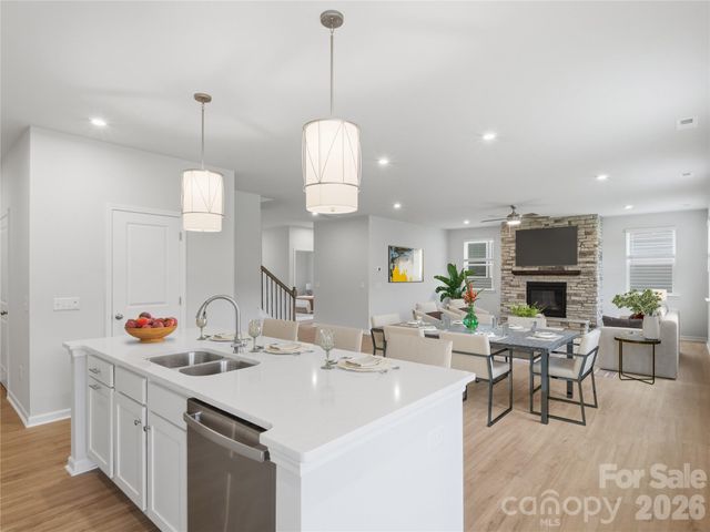 6233 Ludell Lane, Charlotte, NC 28215