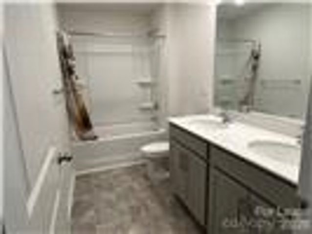 1071 Foxberry Lane, Maiden, NC 28650