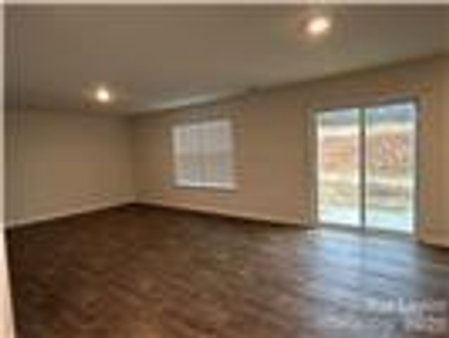 1071 Foxberry Lane, Maiden, NC 28650