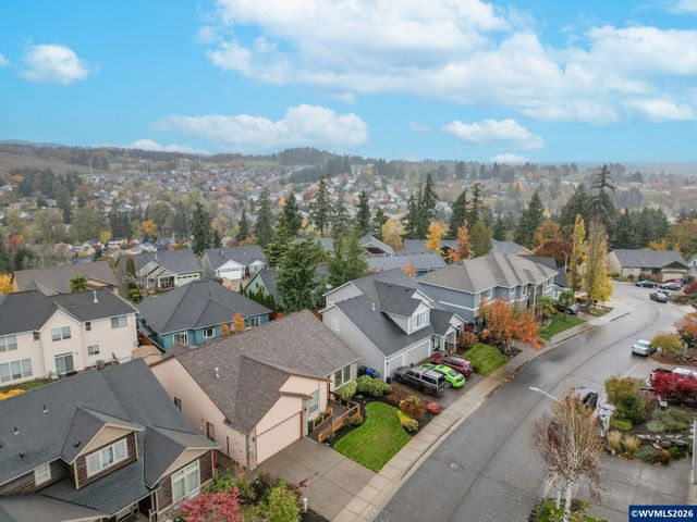 945 Caradon Ct NW, Salem, OR 97304