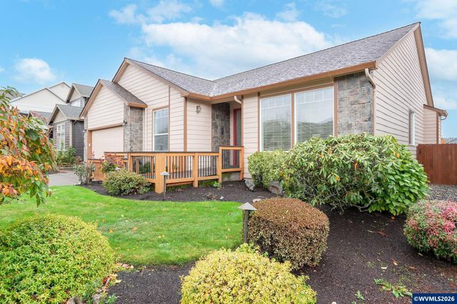 945 Caradon Ct NW, Salem, OR 97304