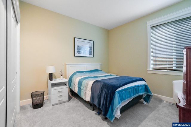 945 Caradon Ct NW, Salem, OR 97304