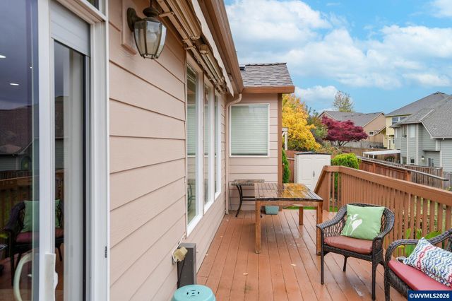 945 Caradon Ct NW, Salem, OR 97304