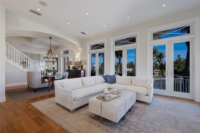 750 SIESTA KEY CIRCLE, Sarasota, FL 34242