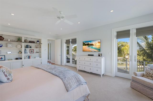 750 SIESTA KEY CIRCLE, Sarasota, FL 34242