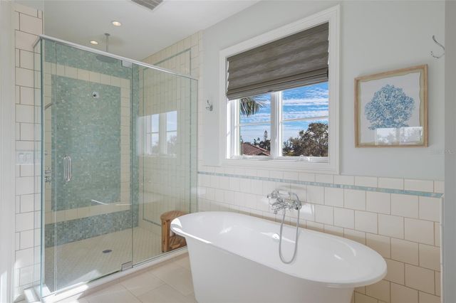 750 SIESTA KEY CIRCLE, Sarasota, FL 34242