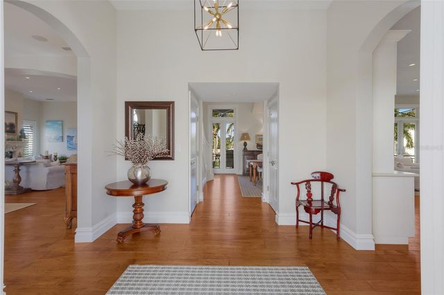 750 SIESTA KEY CIRCLE, Sarasota, FL 34242