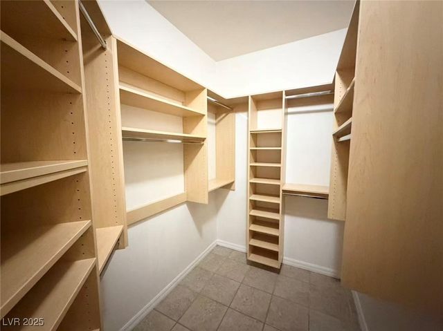 2295 Tedesca Drive, Henderson, NV 89052