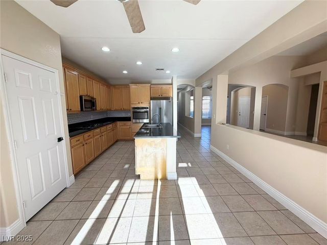 2295 Tedesca Drive, Henderson, NV 89052