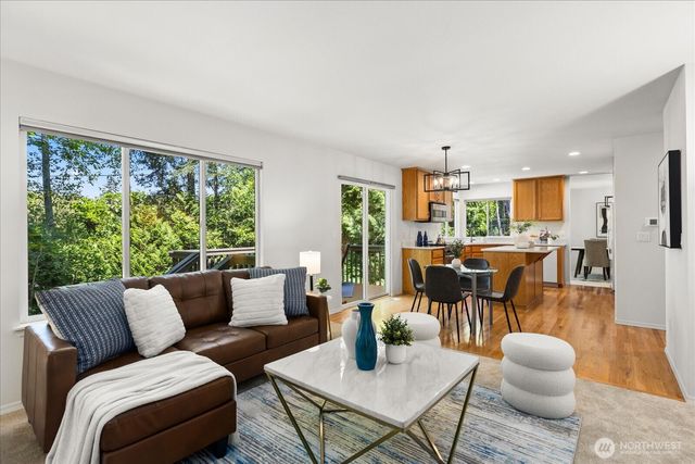 625 191st Street SW, Lynnwood, WA 98036