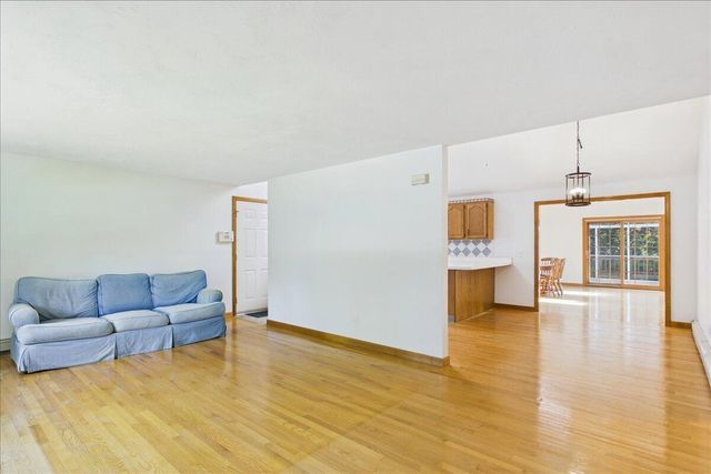 23 Joe Jay Lane, Forestdale, MA 02644
