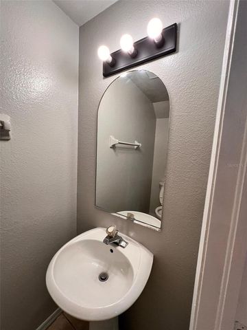 8674 HUNTERS KEY CIRCLE, Tampa, FL 33647