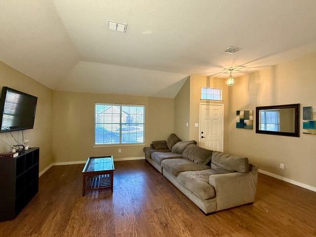 505 Mystic River Trail, Fort Worth, TX 76131