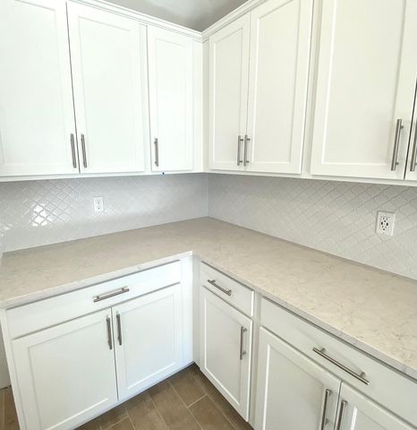 4268 Efendi Drive Nautical 50-30, Lantana, FL 33462