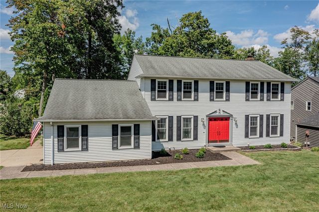 13448 Compass Point Drive, Strongsville, OH 44136