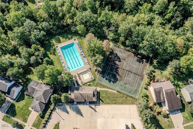 13448 Compass Point Drive, Strongsville, OH 44136