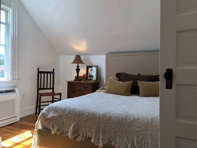 36 Windsor Street, Jamestown, RI 02835