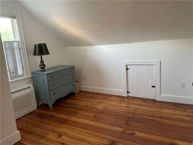 36 Windsor Street, Jamestown, RI 02835