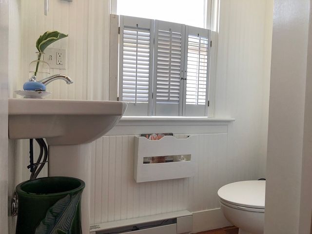 36 Windsor Street, Jamestown, RI 02835