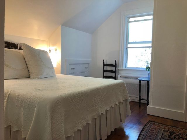 36 Windsor Street, Jamestown, RI 02835