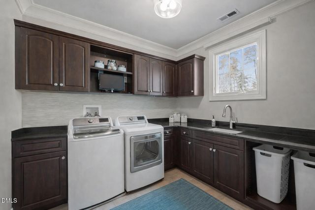 564 Mountain Laurel, Chapel Hill, NC 27517