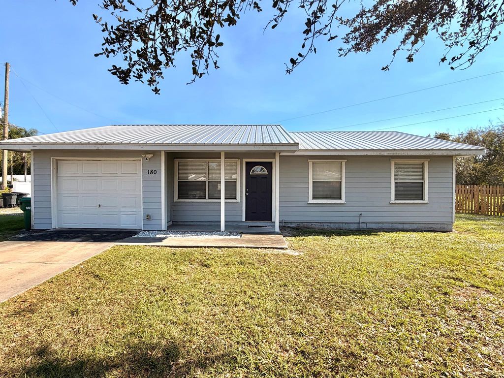 180 SW 21st Avenue, Okeechobee, FL 34974