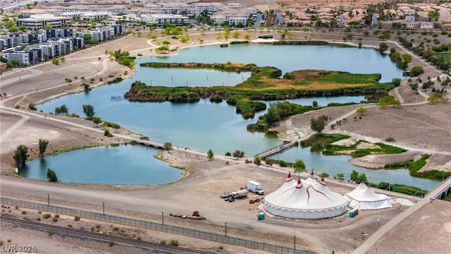 225 Moonshot Street, Henderson, NV 89074
