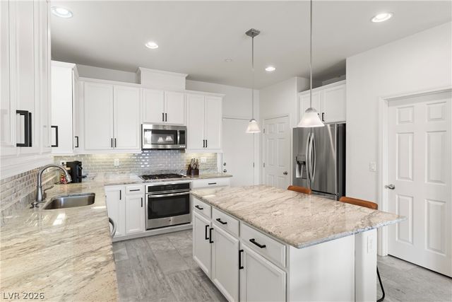 225 Moonshot Street, Henderson, NV 89074