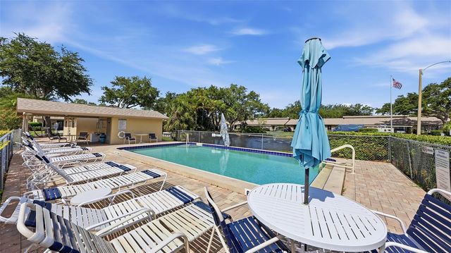 6050 28TH STREET W, Bradenton, FL 34207