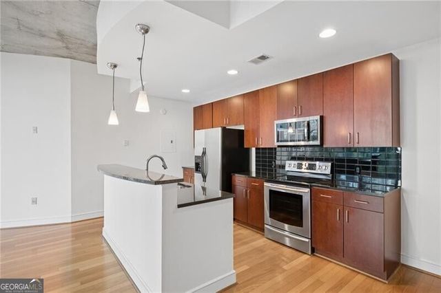 950 W Peachtree Street NW 903, Atlanta, GA 30309
