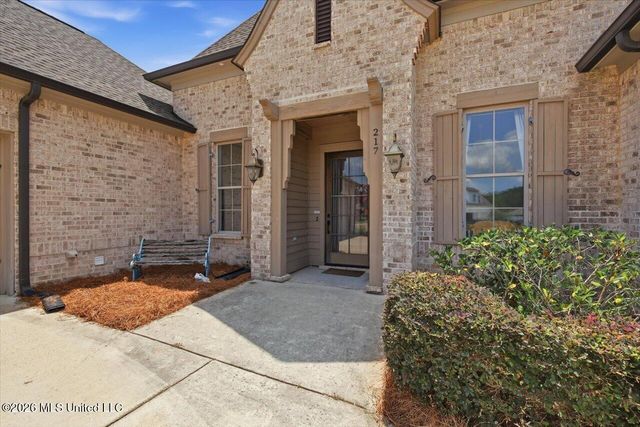 217 Harris Circle, Madison, MS 39110