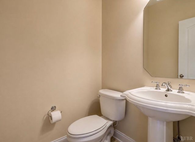 1093 Cranberry Court, Moneta, VA 24121