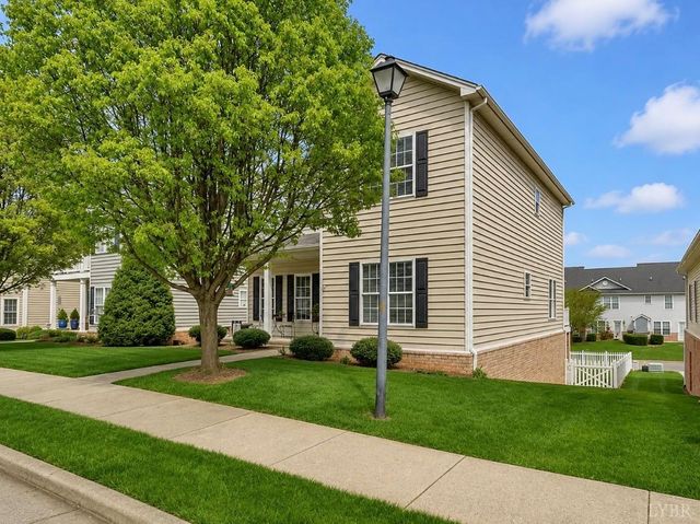 1093 Cranberry Court, Moneta, VA 24121