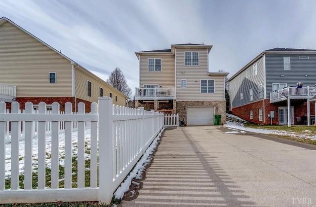1093 Cranberry Court, Moneta, VA 24121