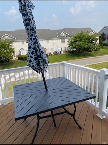 1093 Cranberry Court, Moneta, VA 24121
