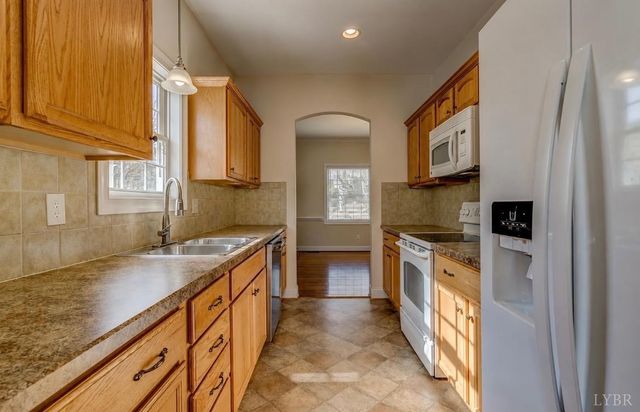 1093 Cranberry Court, Moneta, VA 24121