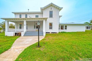 519 E Fm 623, Pettus, TX 78146