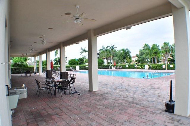 15444 SW 119th Ter, Miami, FL 33196