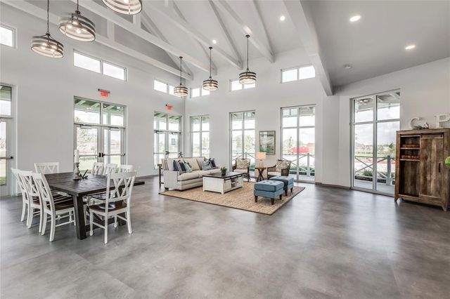 4939 Creek Hollow Court, League City, TX 77573